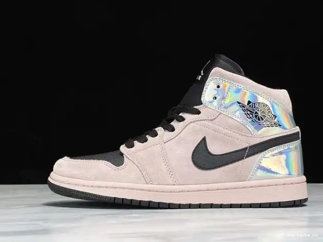 Onekick Mid Powder 1 Air Jordan BQ6472-602 Dirty Iridescent (W) 0429